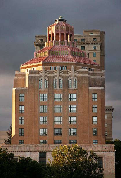 istock Ashevillle City Hall 178160856
