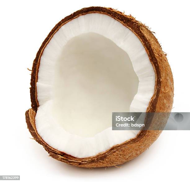 Frische Kokosnuss Stockfoto und mehr Bilder von Auseinander - Auseinander, Braun, Dicht