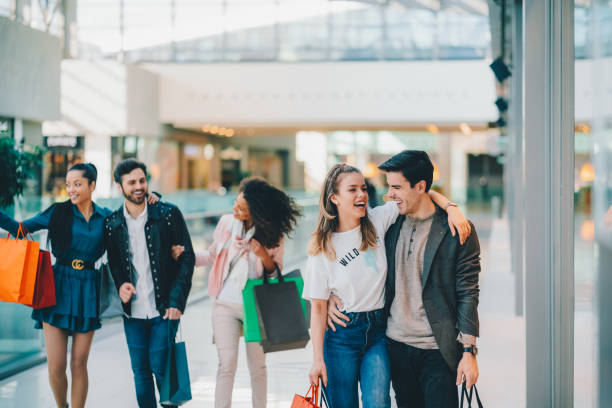 istock Friends in the shopping mall 1781634953