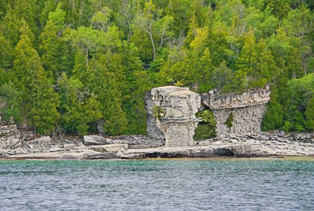 istock Rock Formations on Flower Pot Island, Tobermory Ontario, Canada 1781659830
