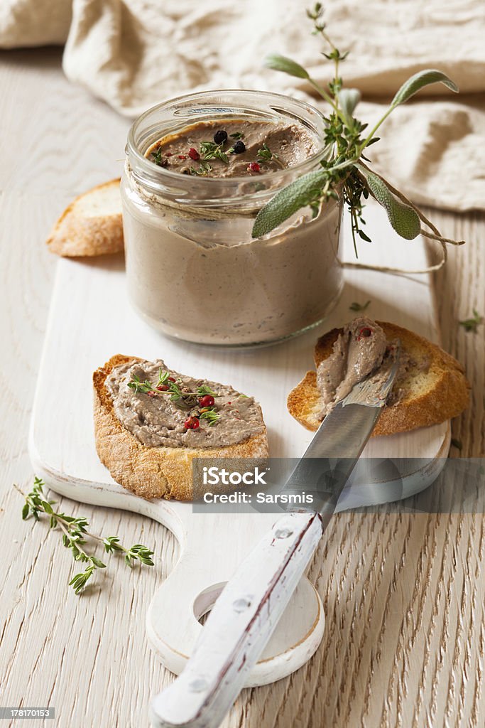 Pollo hígado pate - Foto de stock de Paté libre de derechos