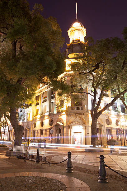 istock Evening at Shamian Buildings 178171694