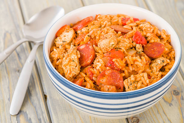 creolo jambalaya - jambalaya foto e immagini stock