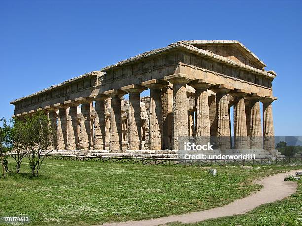 Foto de Templo Grego No Sul Da Itália e mais fotos de stock de Agrigento - Agrigento, Antiguidades, Arqueologia