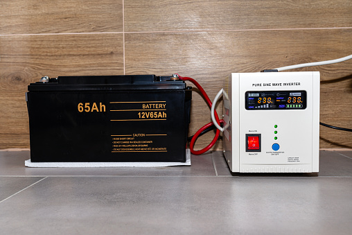 Emergency power supply with a 12V 65Ah battery providing uninterrupted pure sinusoidal alternating voltage of 230 Volt.