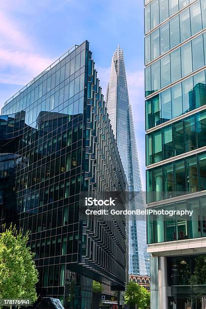 현대적이다 런던 건축양상 0명에 대한 스톡 사진 및 기타 이미지 - 0명, 건축, 건축물