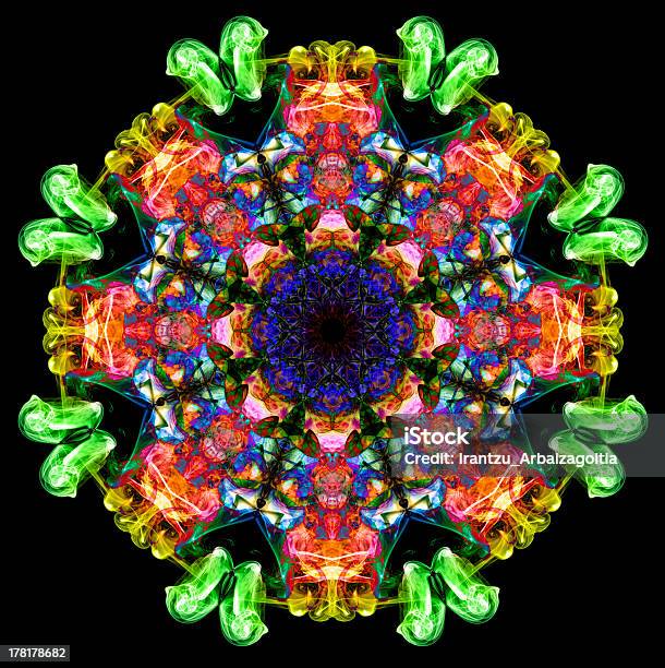 Bunte Fraktal Rauch Muster Kaleidoscope Formulare Stockfoto und mehr Bilder von Kaleidoskop - Muster - Kaleidoskop - Muster, Weißer Hintergrund, Abgas