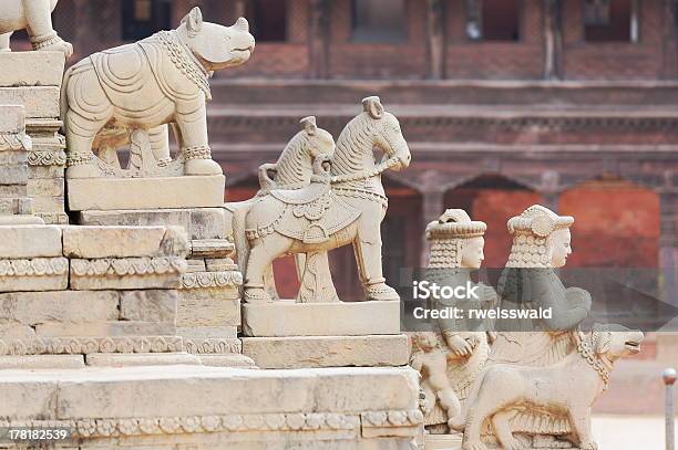 Scalinata Del Tempio Di Siddhi Lakshmibhaktapur Nepal 0265 - Fotografie stock e altre immagini di Bhaktapur