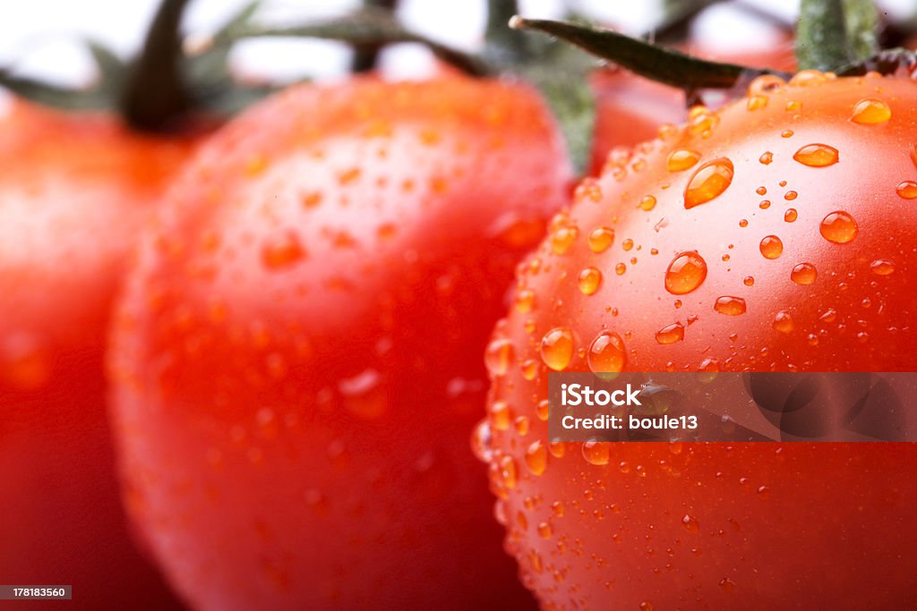 cherry-Tomaten auf weißem Hintergrund - Lizenzfrei Einzelner Gegenstand Stock-Foto