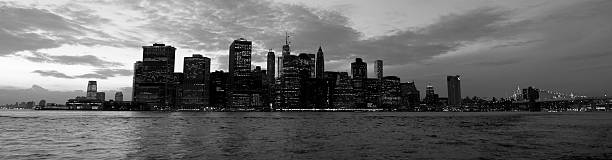 istock Manhattan view from a Brooklyn, New York, USA 178185314