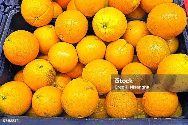 Органические Апельсинов Из Португалии — стоковые фотографии и другие картинки Апельсин - Апельсин, Без людей, Большая группа объектов