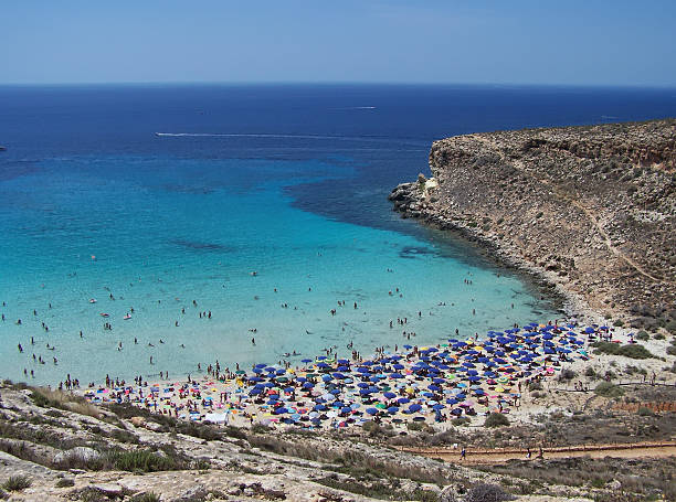 Plage sur l'île de lapins. Lampedusa- la Sicile - Photo