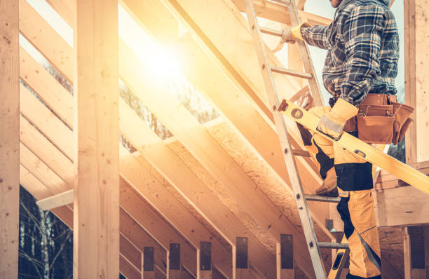 istock Construction Contractor Worker with Spirit Level in His Hand 1781865992