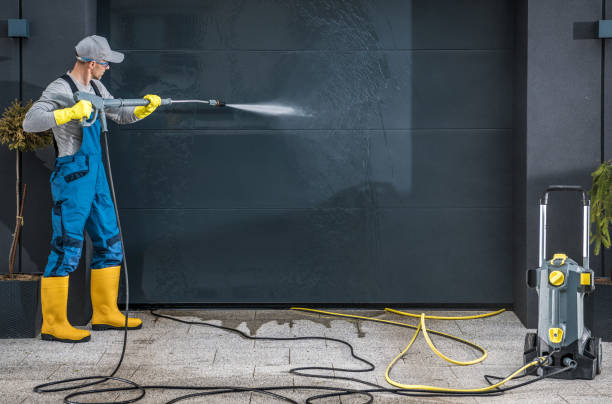 istock Residential Garage Doors Powerful Pressure Washing 1781872220