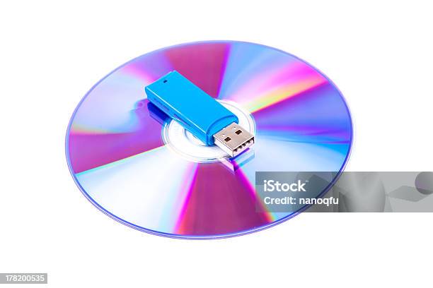 Usb スティックディスク - DVDのストックフォトや画像を多数ご用意 - DVD, USBスティック, つながり