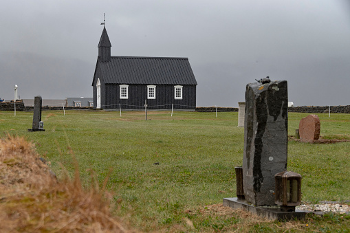 The Black Church of Budhir, sud Iceland: It is a black wooden church and its appearance is very unique