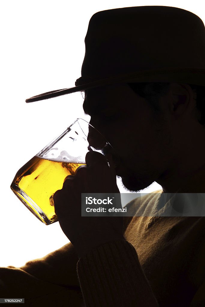 Homem de Chapéu com Cerveja - Royalty-free Abuso de Álcool Foto de stock