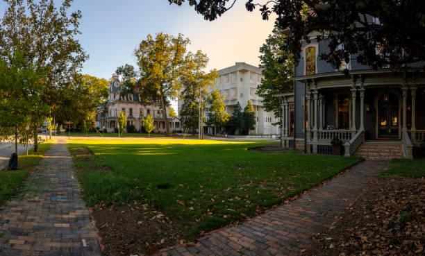 Historic executive mansion, North Carolina State Property of Old Raleigh.  State property of historic district Local historic landmark of Old Raleigh, NC - Executive mansion, State property. House for government organizations and commissions driveway colonial style house residential structure stock pictures, royalty-free photos & images