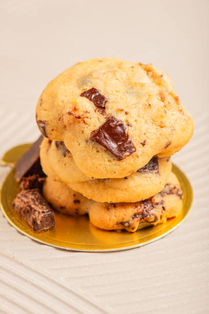 istock Dark Chocolate and Walnut Cookies 1783229782