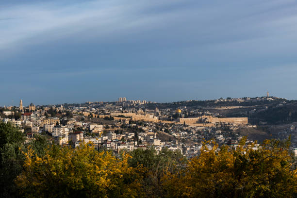 Skyline view of the Old City of Jerusalem looking north A breathtaking view of the ancient, Old City of Jerusalem, its walls, houses, synagogues and mosques and the Temple Mount, looking north from the Armon HaNatziv promenade. al aksa stock pictures, royalty-free photos & images