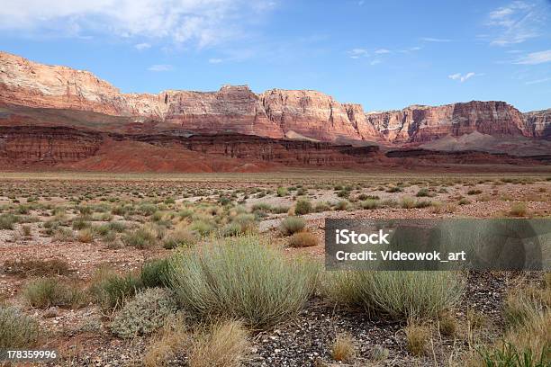 Paisaje Del Desierto Foto de stock y más banco de imágenes de Kanab - Utah - Kanab - Utah, Utah, Acantilado
