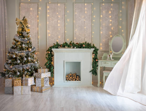 istock Beautiful holdiay decorated room with Christmas tree with presents under it. 1783607837