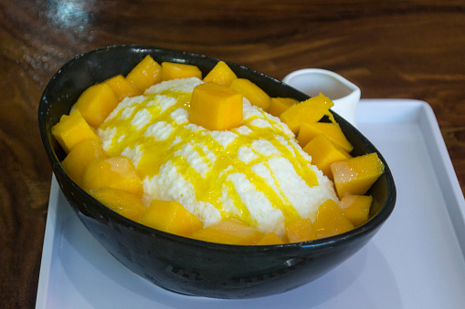 bingsu mango ice cream Korean dessert