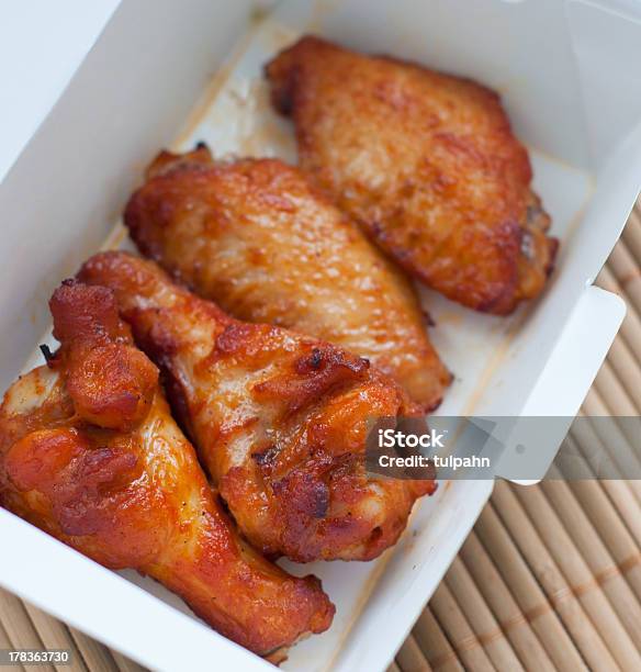 Buffalo Chicken - Fotografias de stock e mais imagens de Alimentação Não-saudável - Alimentação Não-saudável, Almoço, Caixa
