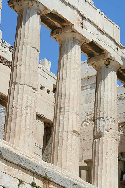 athens - propylaen zdjęcia i obrazy z banku zdjęć