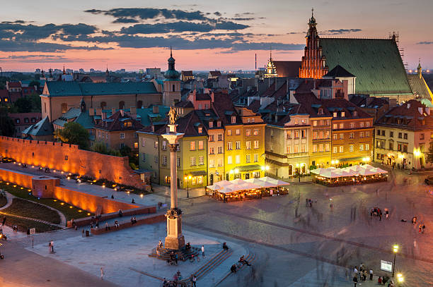 istock Night panorama of Warsaw 178366915