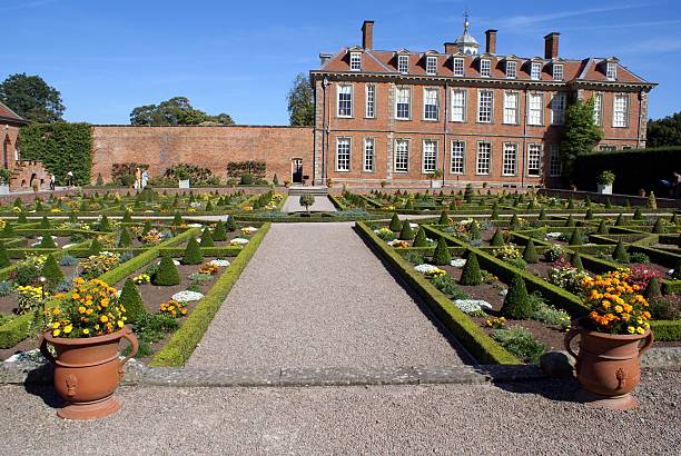 istock Georgean architecture and garden art 178368877