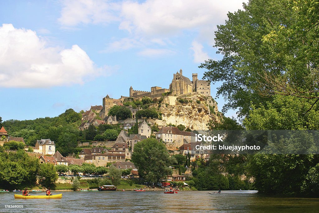 Kajakarstwo na Rzeka Dordogne we Francji - Zbiór zdjęć royalty-free (Ardèche)