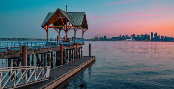 istock Scenic view of pink evening sunset on Vancouver Harbor 1783700403