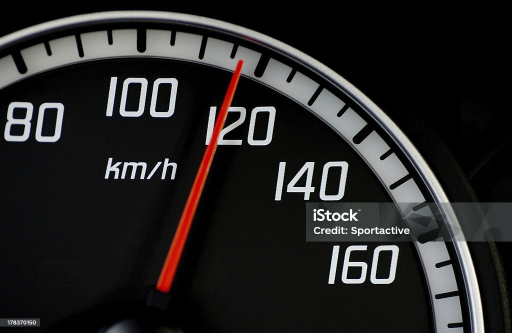 Compteur de vitesse - Photo de Faire la course libre de droits
