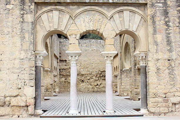 cholewka basilica budowanie madinat al-zahra - macro column marble luxury zdjęcia i obrazy z banku zdjęć