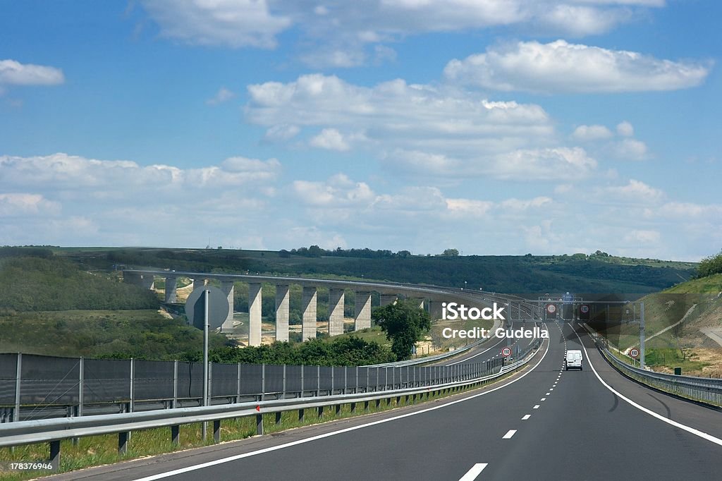 autoroute - Photo de Au loin libre de droits