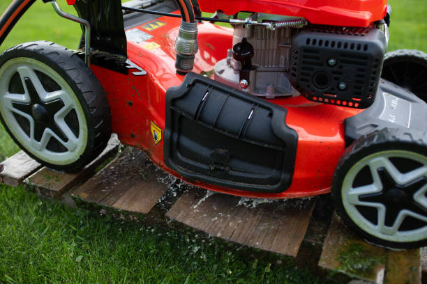 istock The lawn mower is on a pallet and is cleaned with water 1783770811