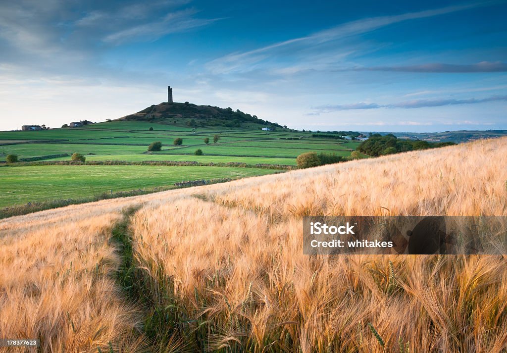 Крепостной холм - Стоковые фото Западный Йоркшир роялти-фри
