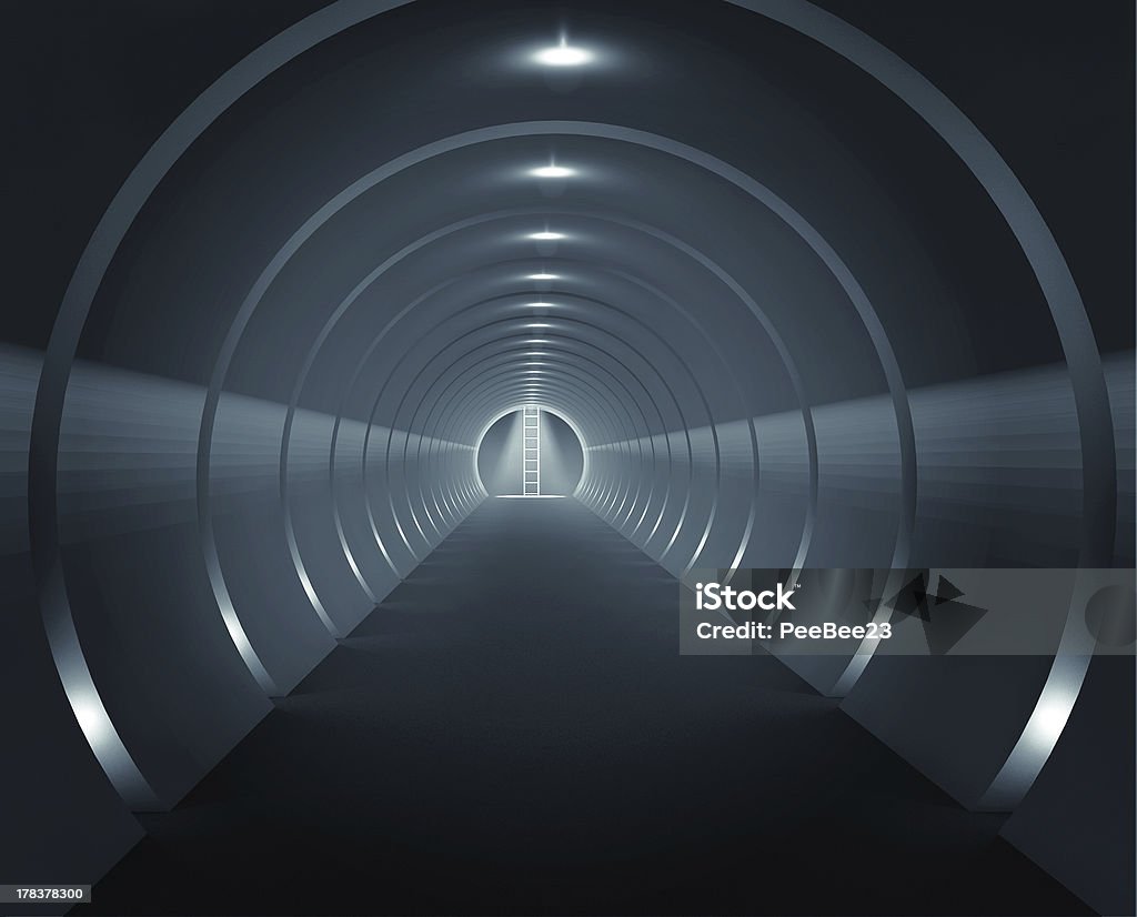 Lumière au bout du tunnel - Photo de Panneau Sortie libre de droits