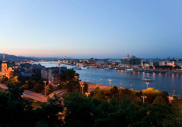 istock Nightview at danube river of Budapest Hungary 178378413
