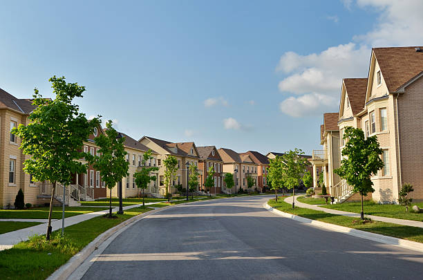 istock Residential Street 178378614