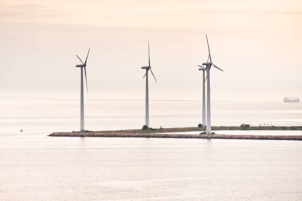 istock Middelgrunden - offshore wind farm near Copenhagen 178384204