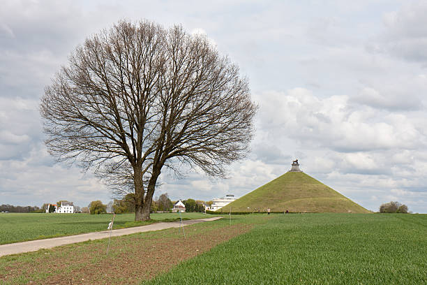 istock Statue Lion's Mound at battlefield of Waterloo, Belgium 178391017