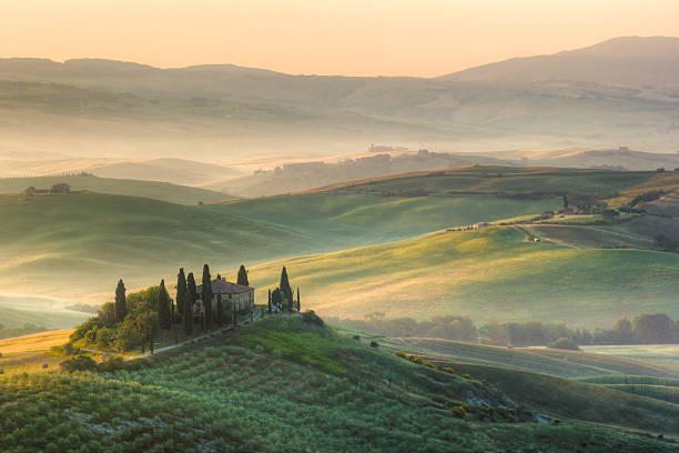 istock Tuscany landscape, Italy 178391423