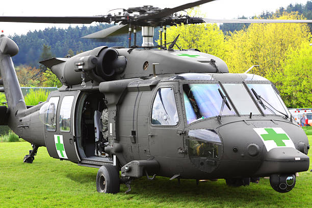 Blackhawk Helicóptero de evacuação médica porta aberta - fotografia de stock