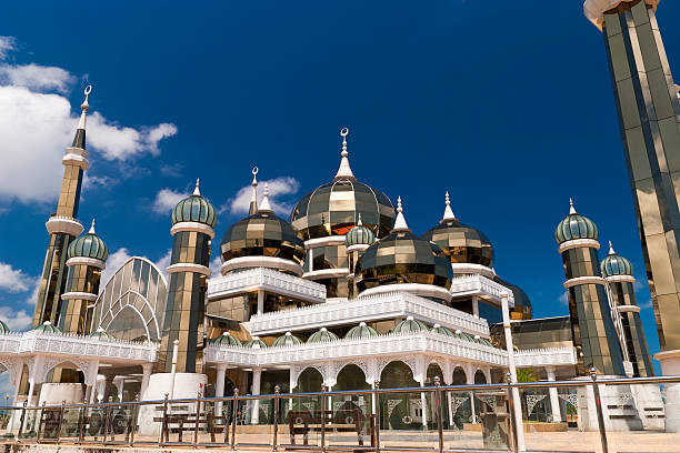 Beautiful architecture of Crystal Mosque of Terengganu Crystal Mosque located in Kuala Terengganu, Terengganu, Malaysia terengganu stock pictures, royalty-free photos & images