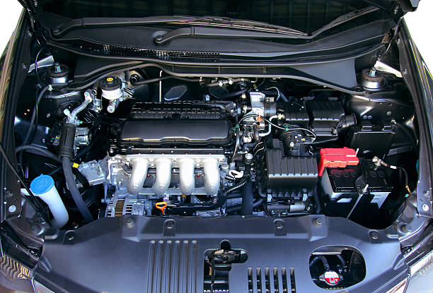 自動車エンジン - carburetor vehicle part engine car ストックフォトと画像
