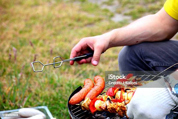 Falò Fuoco Fuoco Fiamme Grigliata Di Manzo Al Barbecue - Fotografie stock e altre immagini di Alla griglia