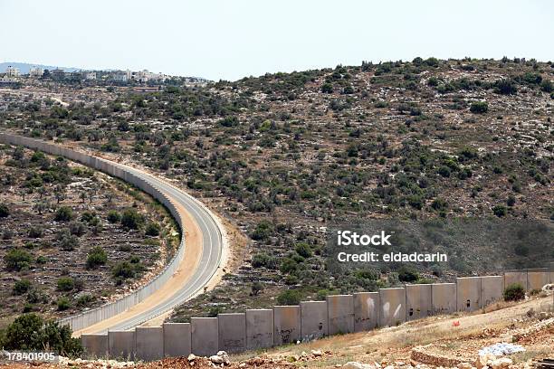 Parede De Separação Palestina Por Israel Apartheid - Fotografias de stock e mais imagens de Israel