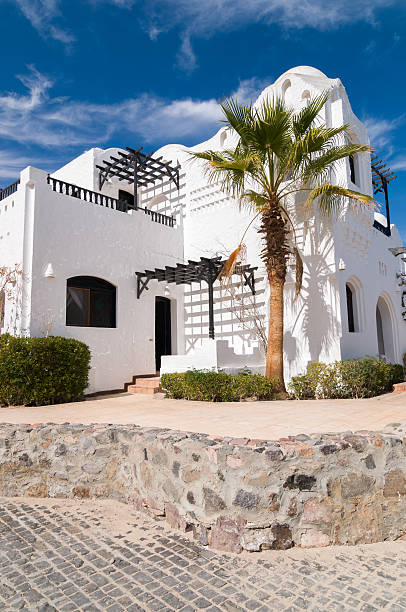 istock Egyprt tourist resort 178402394